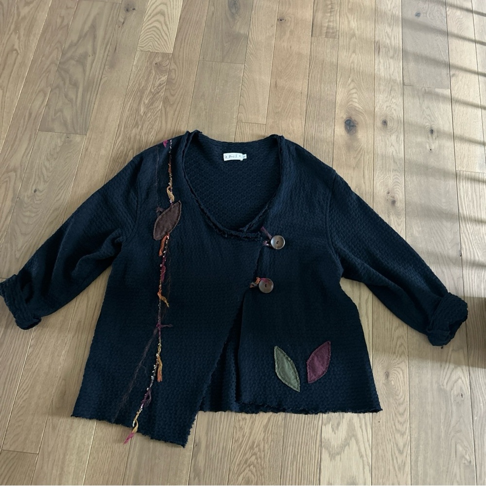 BODIL size L Textured Knit Asymmetrical Jacket Appliqued Lagenlook Art fo Wear